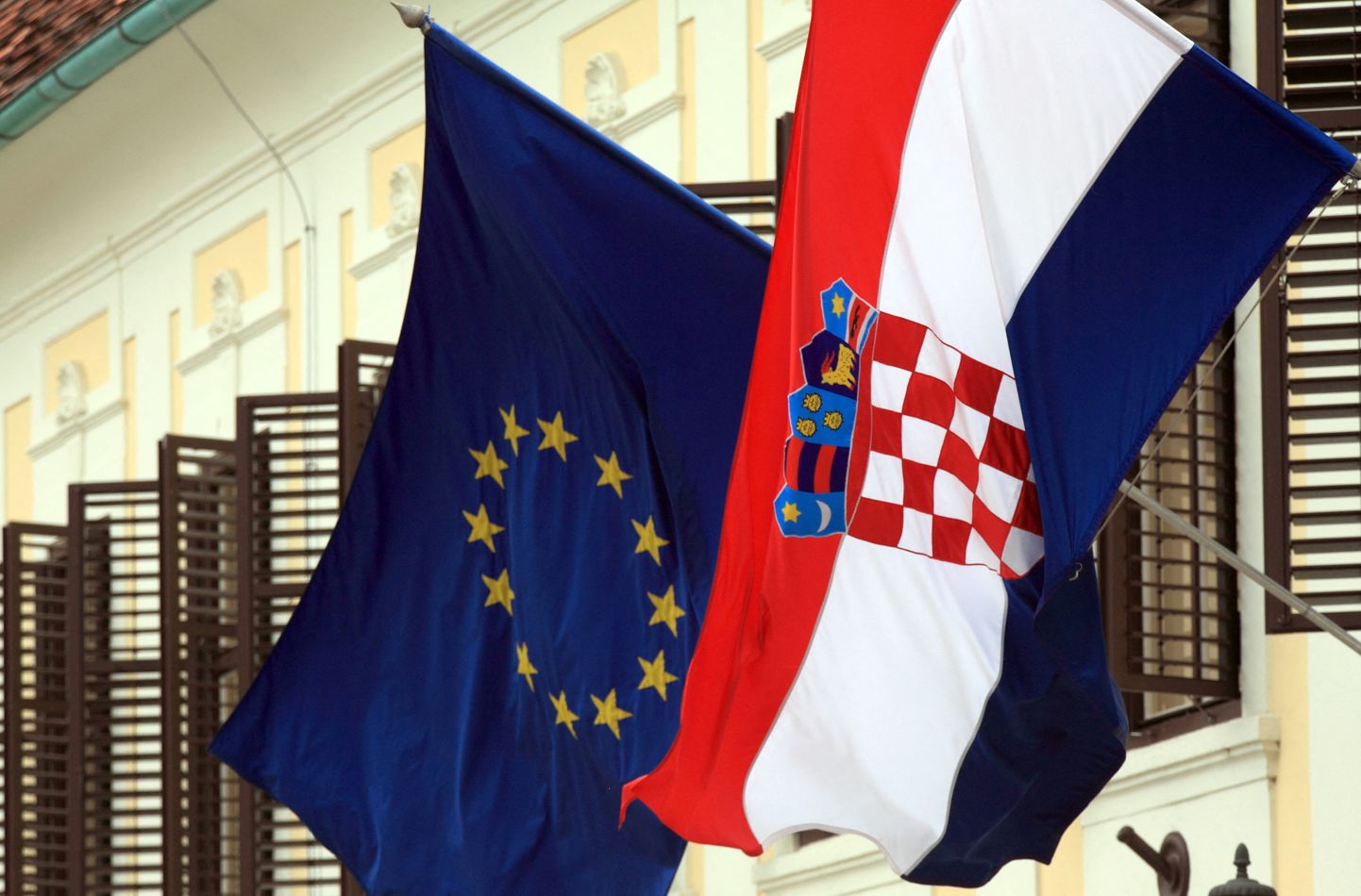 Флаг Хорватии и Евросоюза