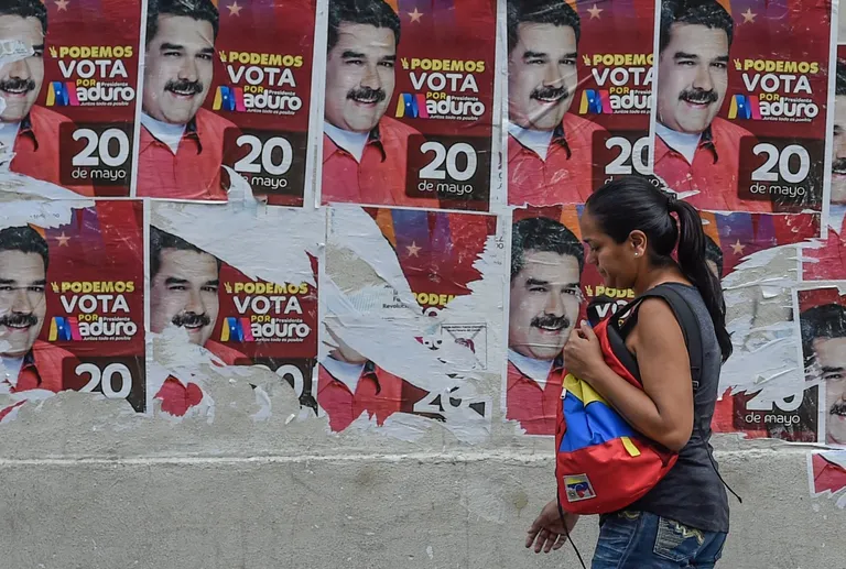 Venezuela presidenti Nicolas Maduro valimisplakatid.