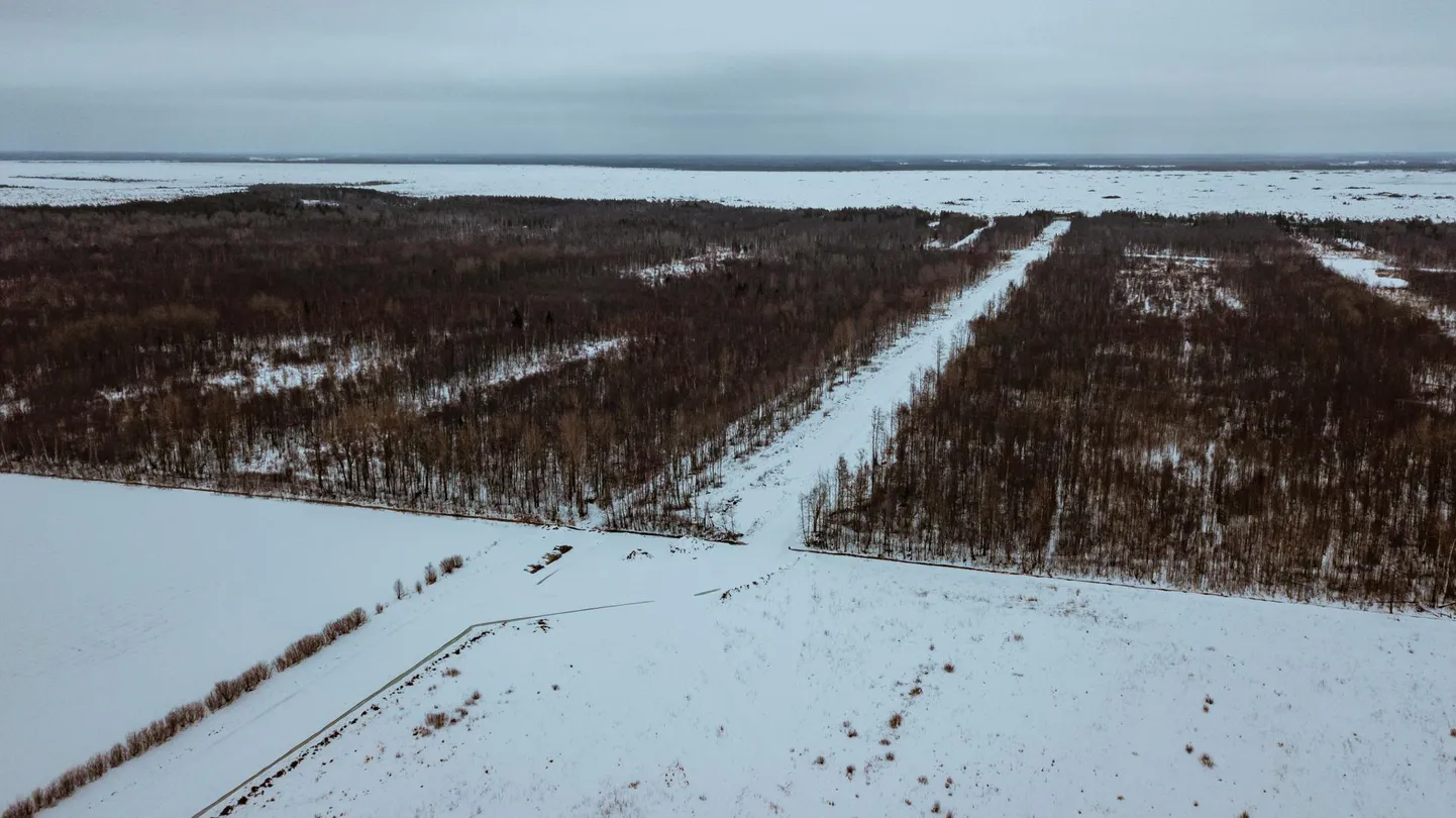Aeg, millal kerkib Saari külla tuulepark, mille alajaamaga ühendamiseks uut kaablit vajatakse, on ettevõtjate sõnutsi veel lahtine.