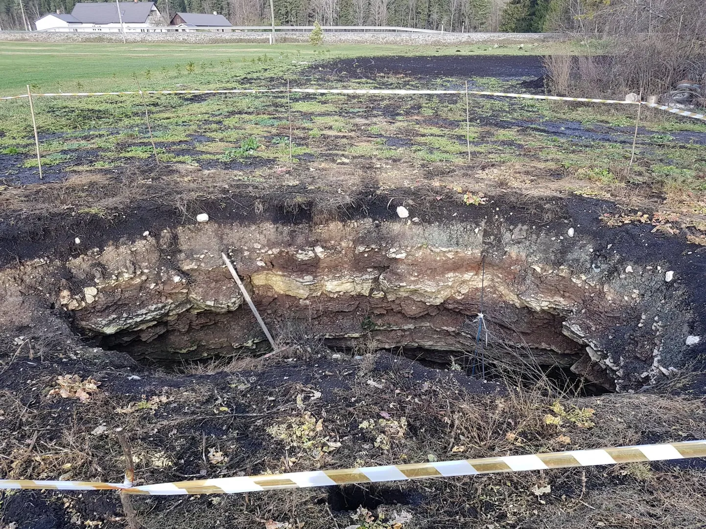 Ülemöödunud aasta sügisel varises sisse vana kaevanduskäik Varinurmes.