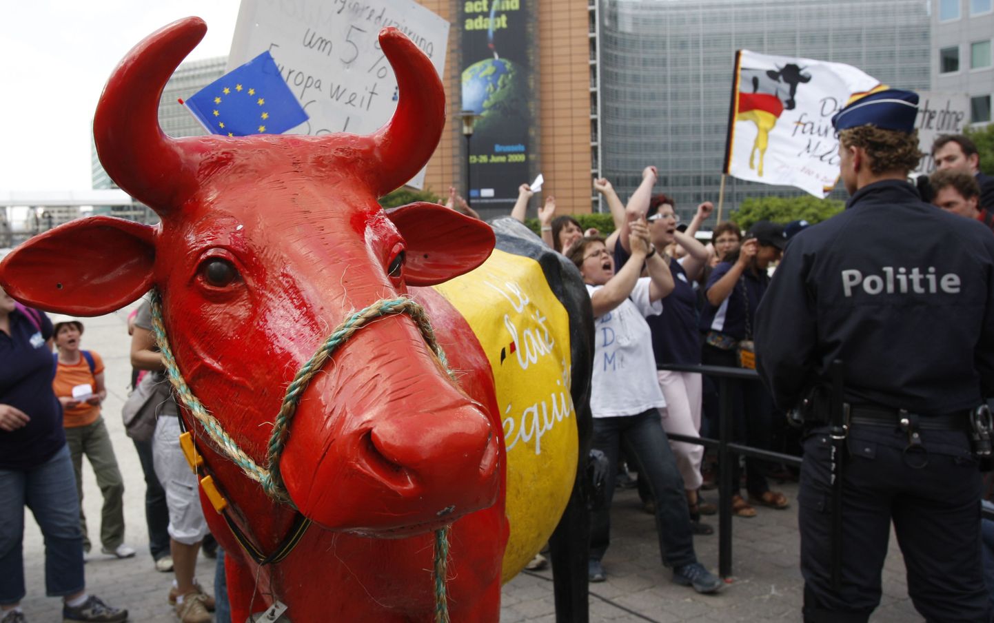 2009. aastal avaldasid põllumehed Brüsselis meelt kvootide ja madala piima hinna vastu.
