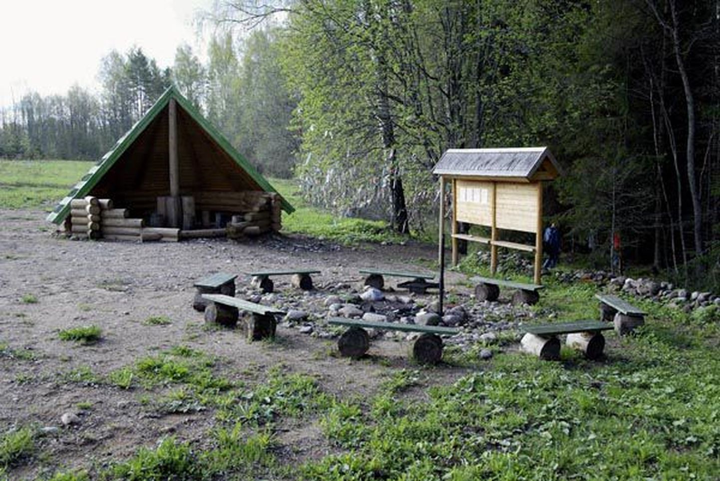 Teringi kaitseala matkarada on koos oma puhkekohtadega üks osa tulevasest Sakala puhkealast.