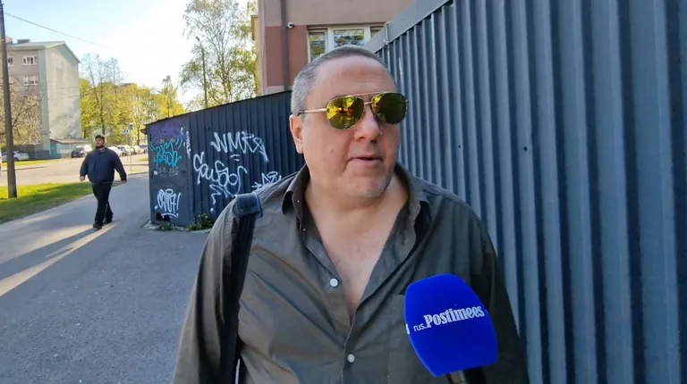 Андрей Попов.