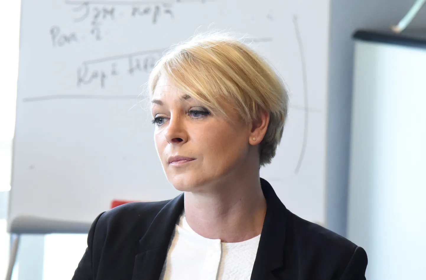 Eva Juhņēviča.