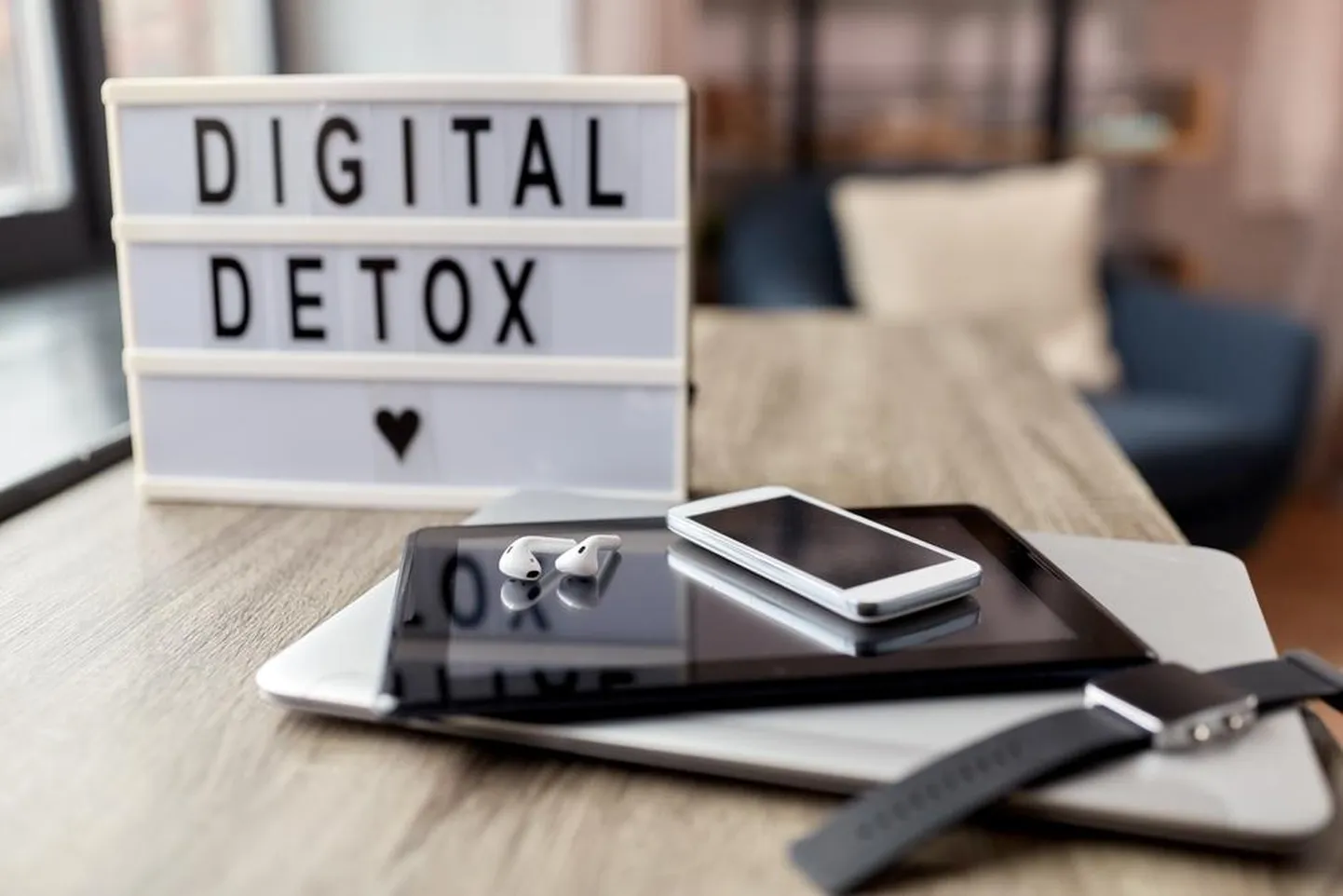Oktoobris kutsutakse üles tegema laupäeviti digipaastu (inglise keeles "digital detox").