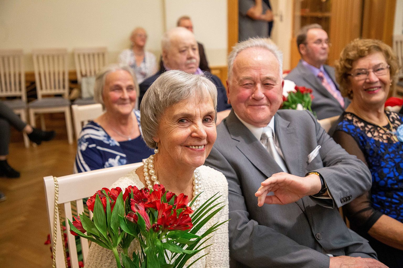 Pika abieluõnne saladus: «Teineteisemõistmine on peamine,» ütlevad 55. pulma-aastapäeva tähistanud Elvi ja Urmas Lükki.