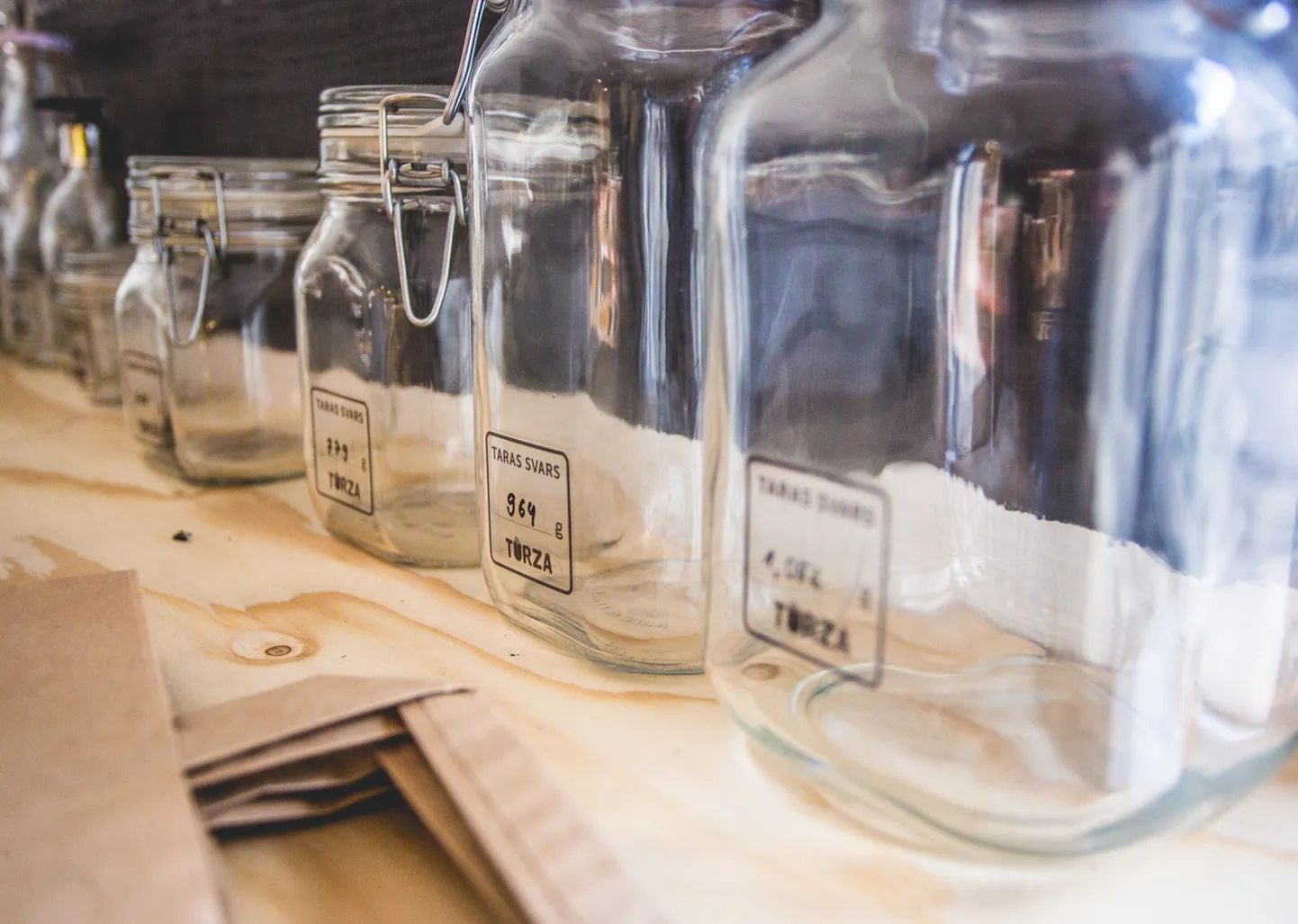 Rīgā atklāj beziepakojuma un zero-waste veikalu “Turza”