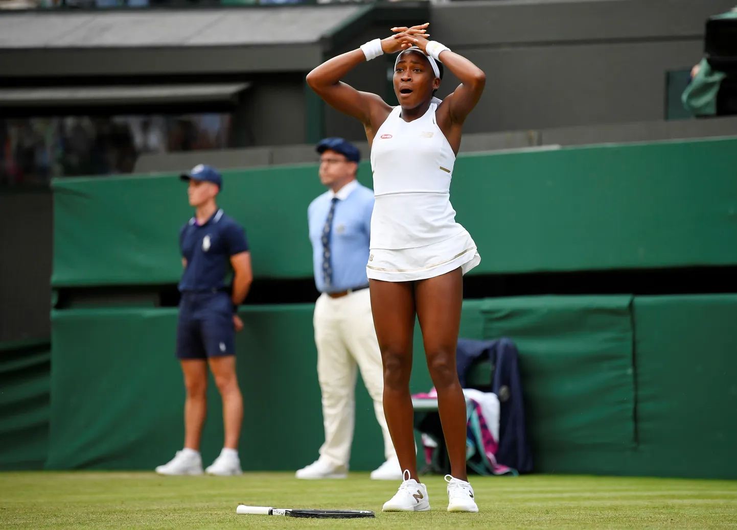 Cori Gauff tähistamas oma esimese ringi võitu Venus Williamsi üle.