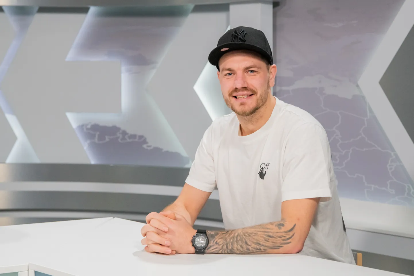 Miks Indrašis TVNET studijā.