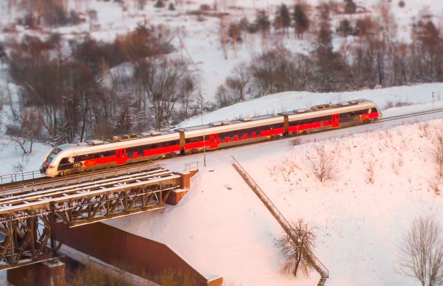 Lietuvas uzņēmuma "LTG Link" vilciens, kas kursēs maršrutā Viļņa–Rīga–Viļņa