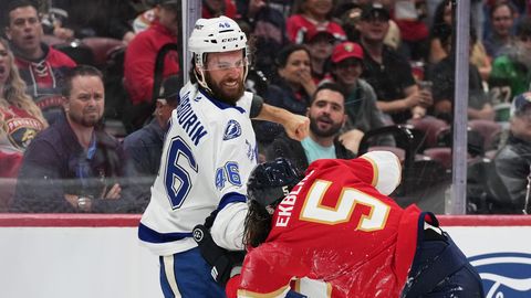 NHL piespriež diskvalifikāciju "Lightning" uzbrucējam Saburinam
