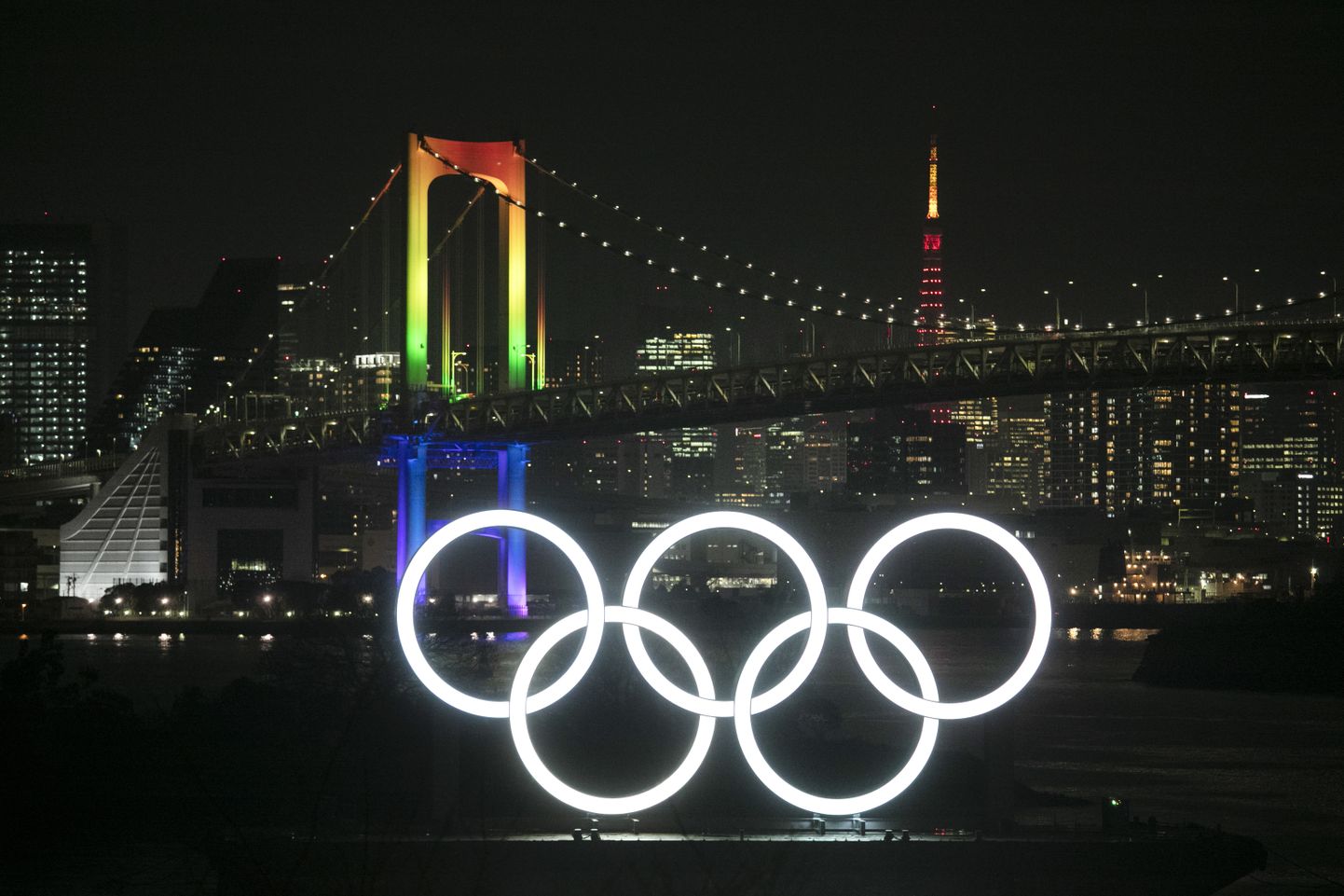 Tokyo olümpiamängude ettevalmistused käivad täies hoos, ent nende lõplik toimumine otsustatakse järgmise kahe kuu jooksul.