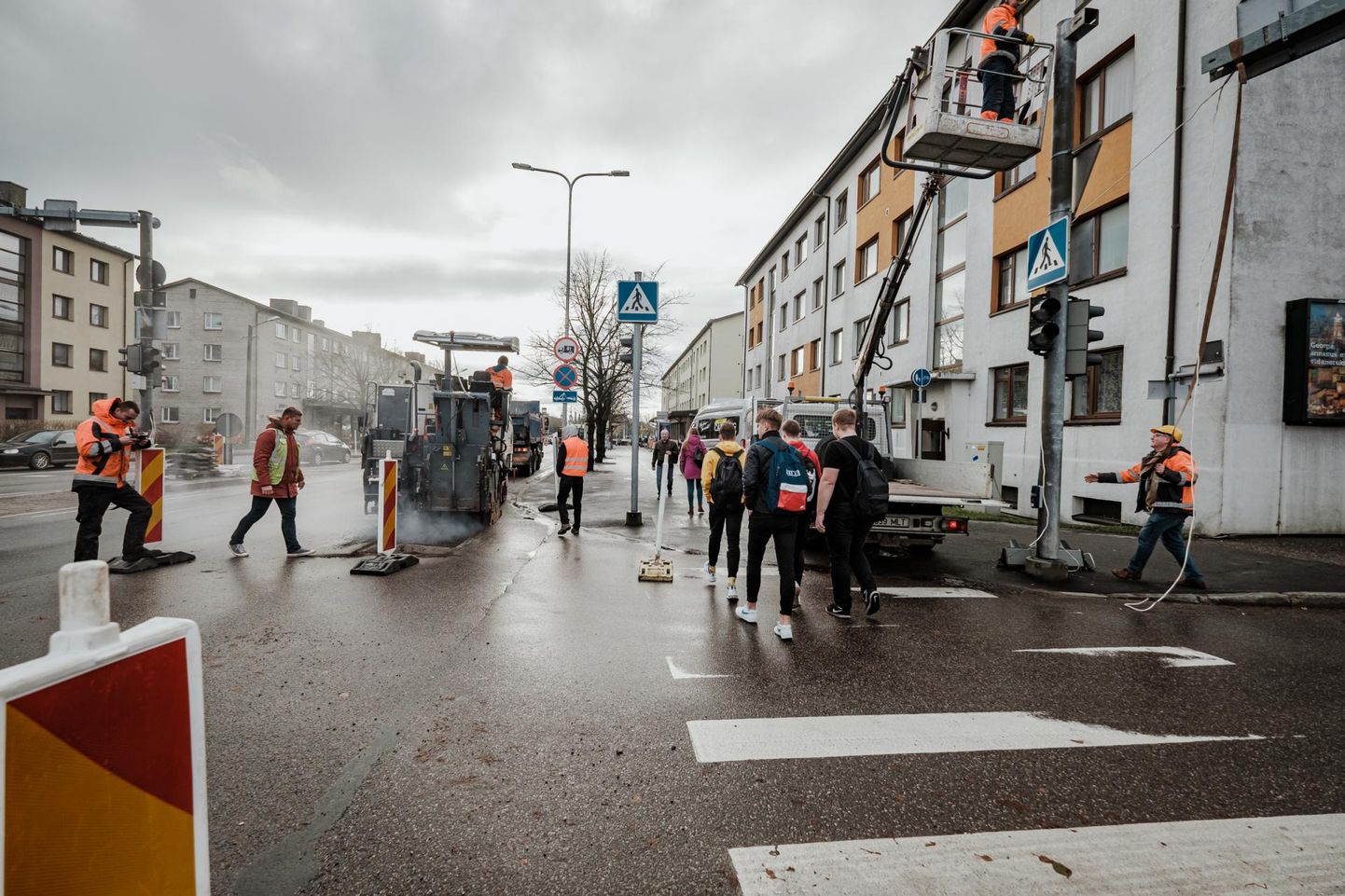 Tallinna maantee ja Jannseni tänava ristmiku ümberehitus läheb koos torutöödega maksma kaks miljonit eurot, mis on esialgu eraldatust neli korda rohkem.
