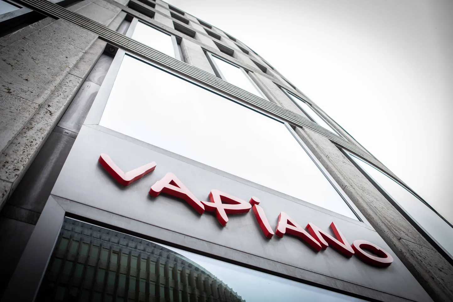 Логотип Vapiano.