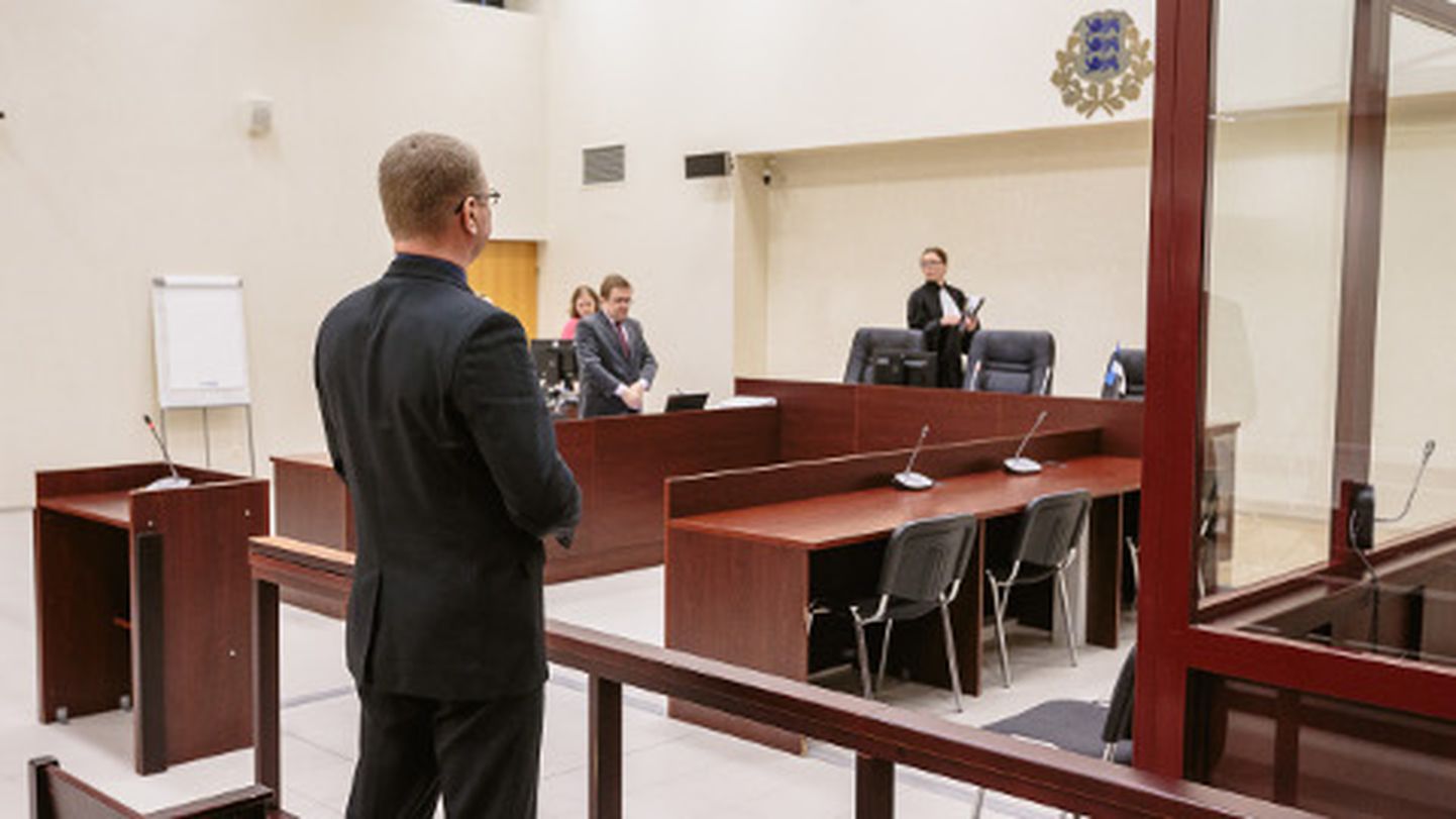 Narva volikogu esimees Aleksandr Jefimov on alates tänavu aprillist kohtupingis.