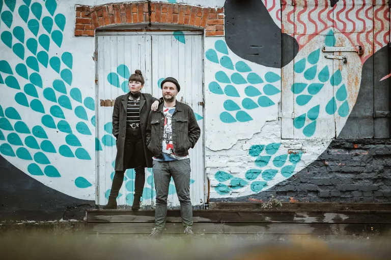 Mullu Eesti Laulu konkursil neljanda koha saavutanud Sibyl Vane jõudis looga “A Thousand Words” Raadio 2 aasta hiti galal 12. kohale.