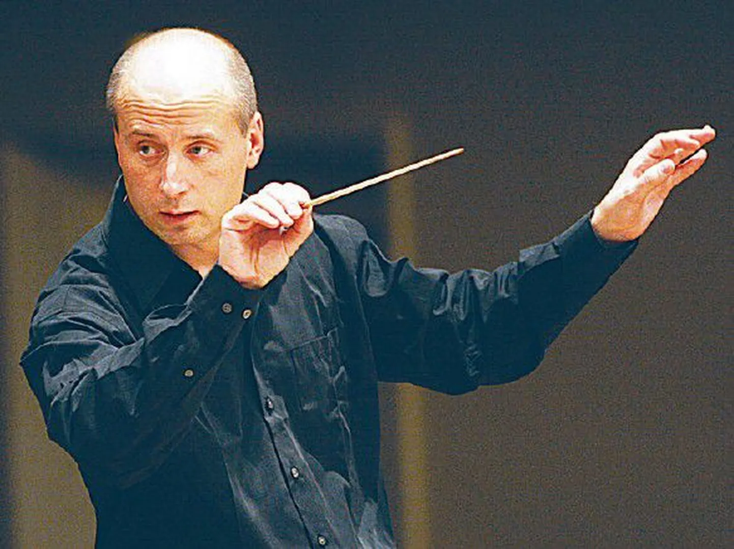 Paavo Järvi tööhoos.