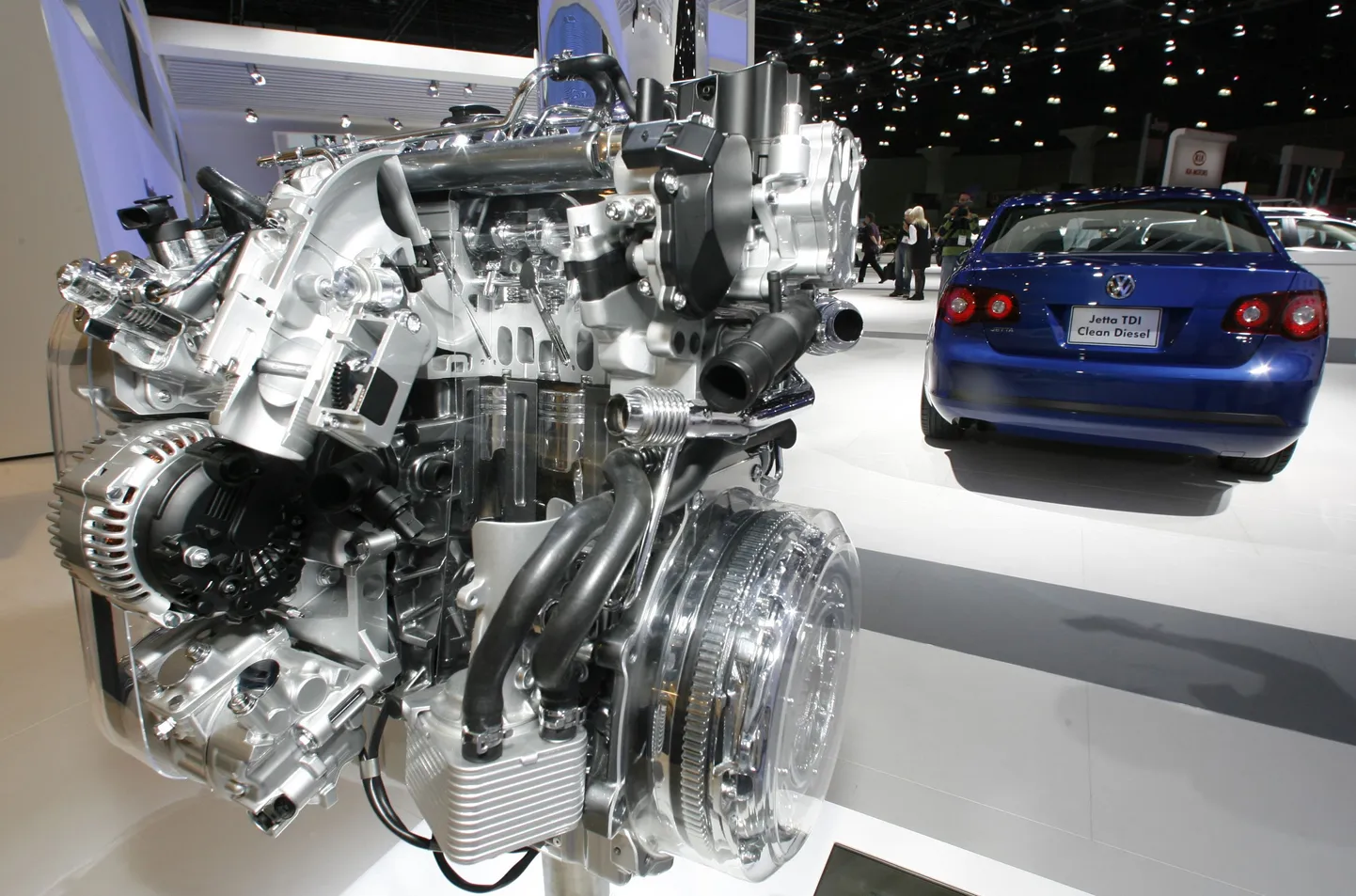 Volkswageni diiselmootor Los Angelese autonäitusel 2008 aastal, mil VW Jetta TDI võitis «aasta rohelise auto» tiitli.