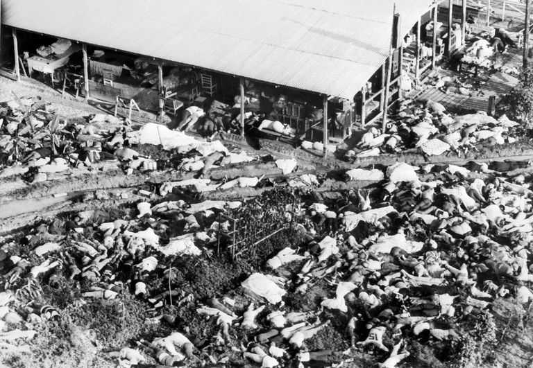 Massi-enesetapp Jonestownis