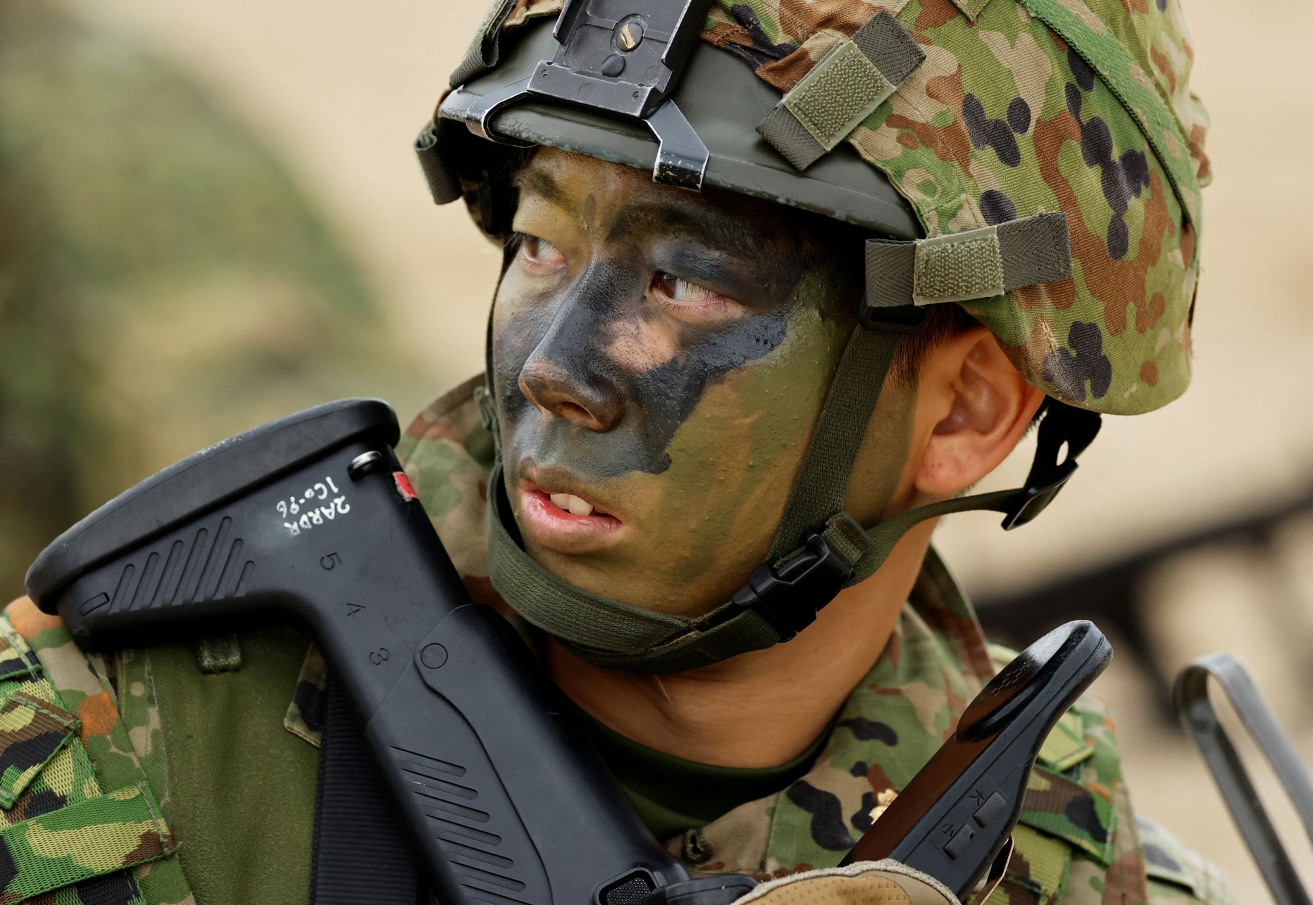 Jaapani sõdur Tokunoshima saarel läbiviidud õppustel, 19. novembril 2023. a.