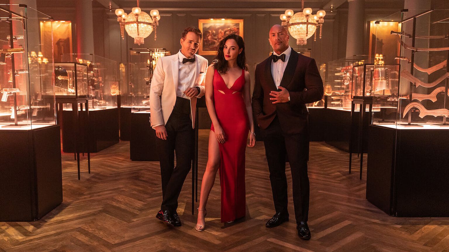 Ryan Reynolds, Gal Gadot ja Dwayne Johnson Netflixi filmis «Red Notice»