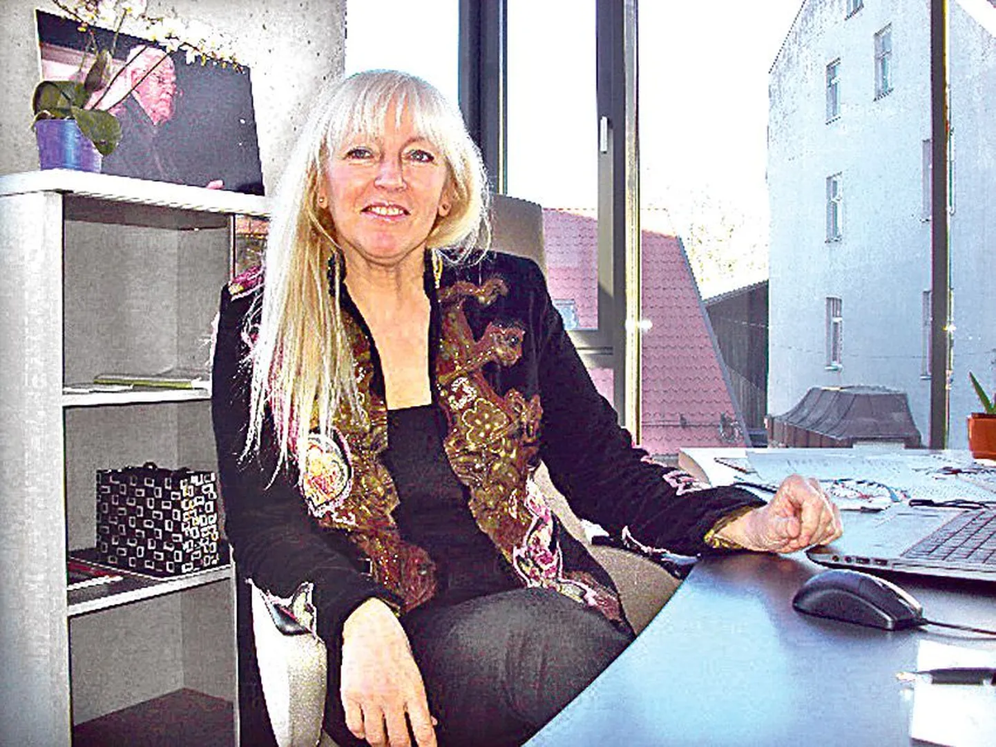 Sarmikas direktriss: Inese Zagorska käib Cesises tööl Siguldast.