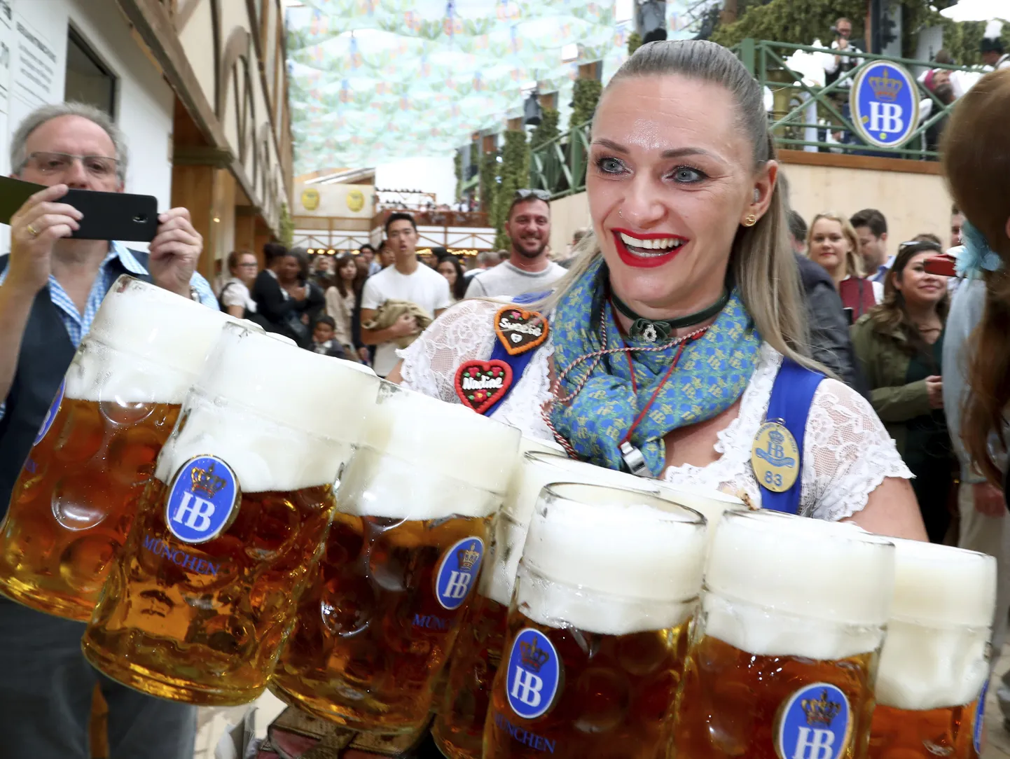 Ettekandja 2019. aasta Oktoberfestil.