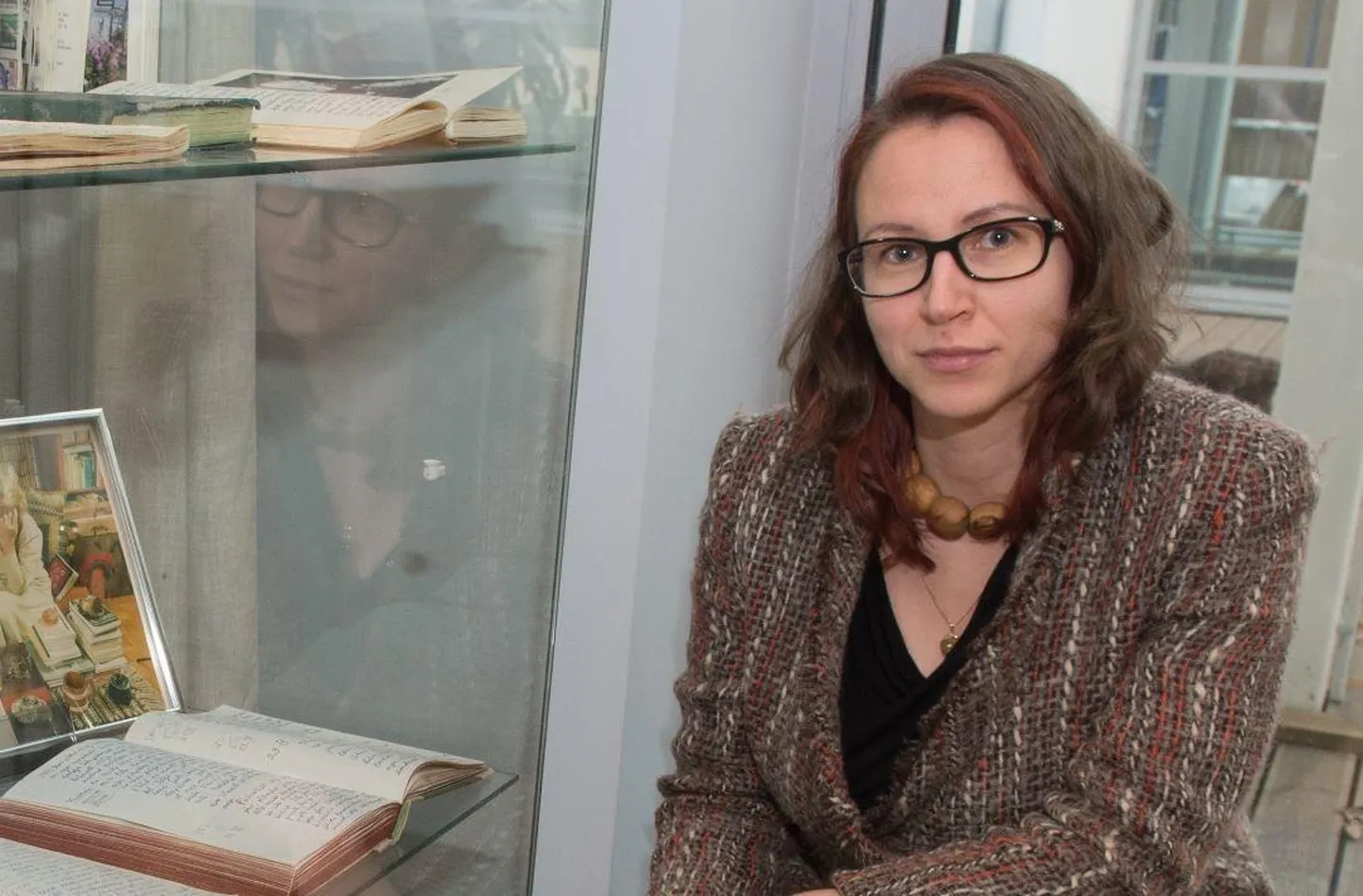 Aija Sakova kirjandusmuuseumis.