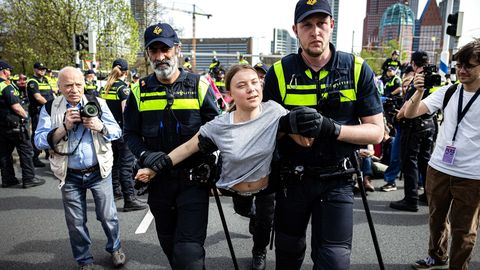 Kliimaaktivist Greta Thunberg peeti Hollandis kinni