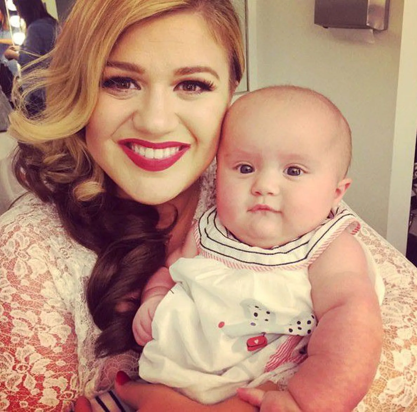 Kelly Clarkson tütrega