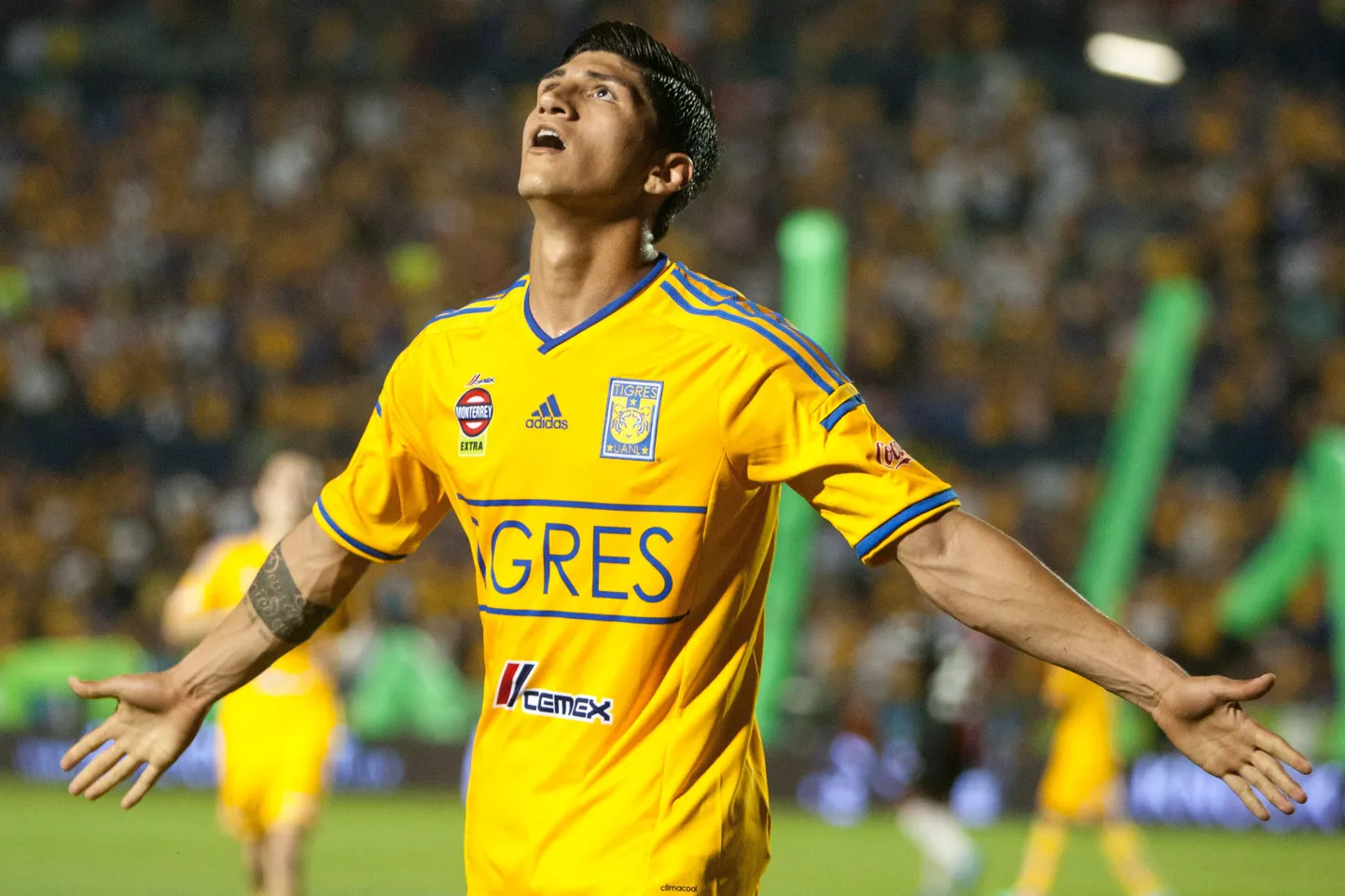 Alan Pulido 2014. aastal Monterreys korraldatud jalgpallimatšil.