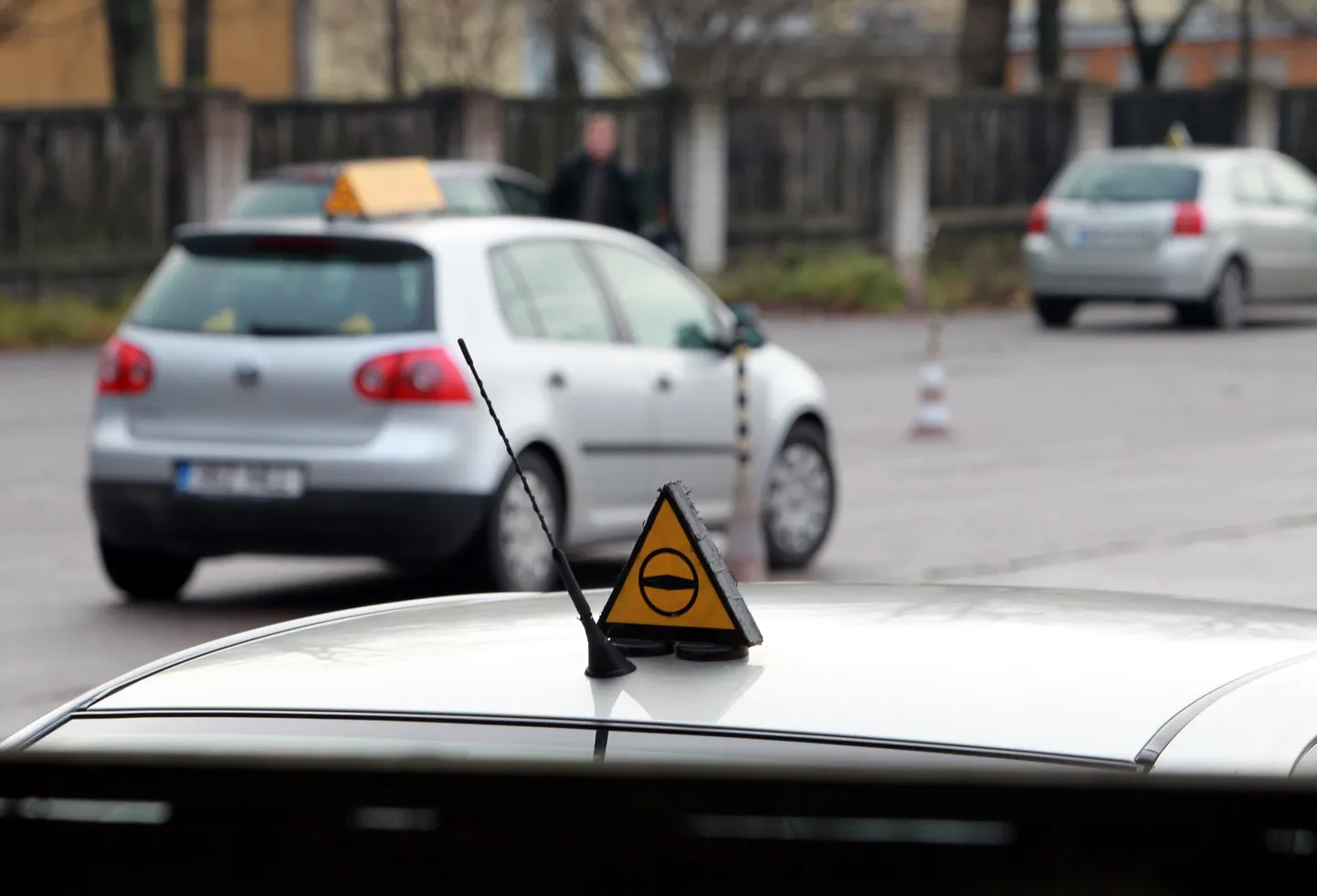 Eksamid juhiloa saamiseks läheksid Mart Laanemäe sõnul paremini, kui tehtaks rohkem iseseisvat tööd.