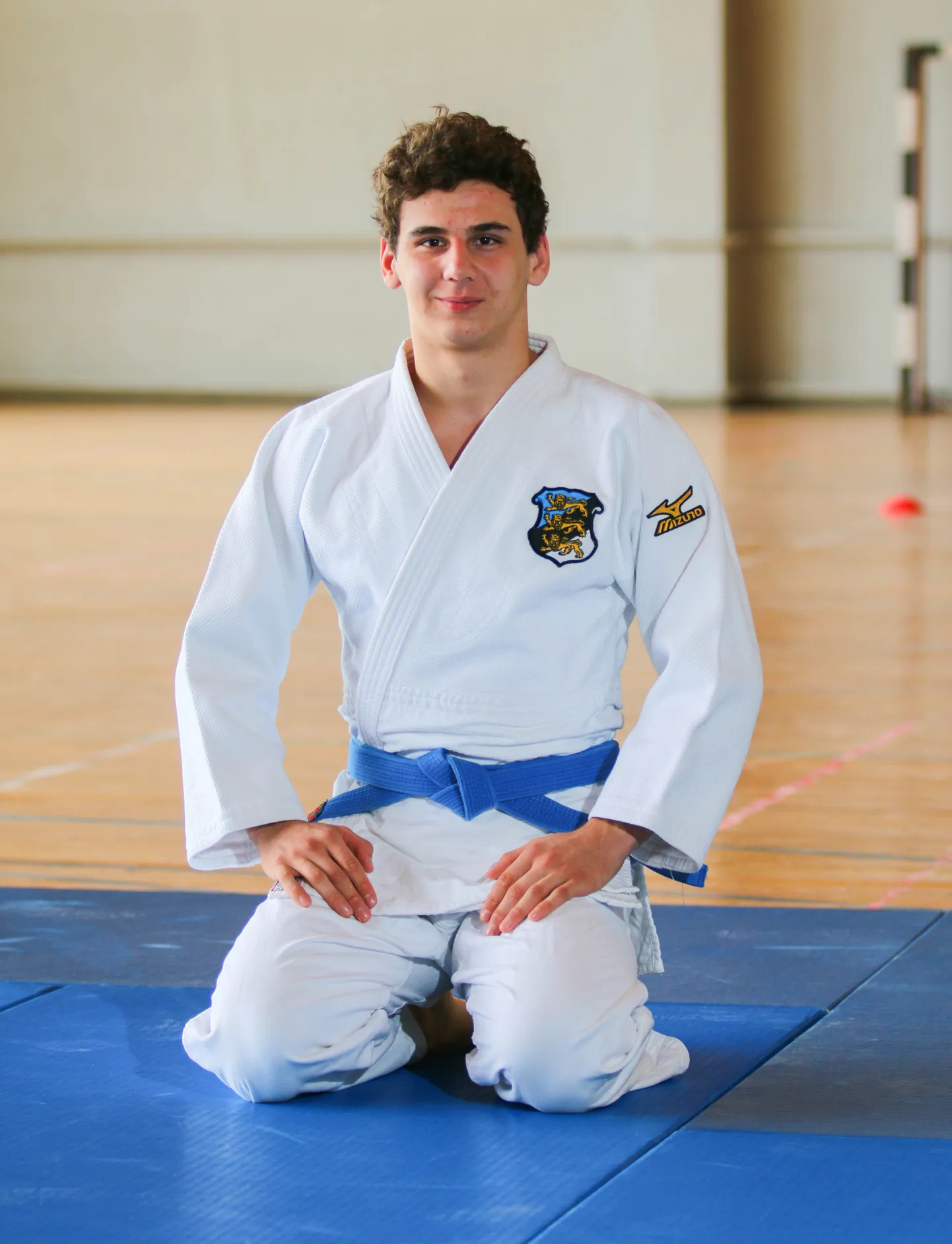 16aastane grusiin Givi Kokhtashvili on judoga tegelenud neli aastat. «Ma ei karda mati peal mitte midagi,» ütles noorsportlane. Muidugi ei tohi karta ka vastast.