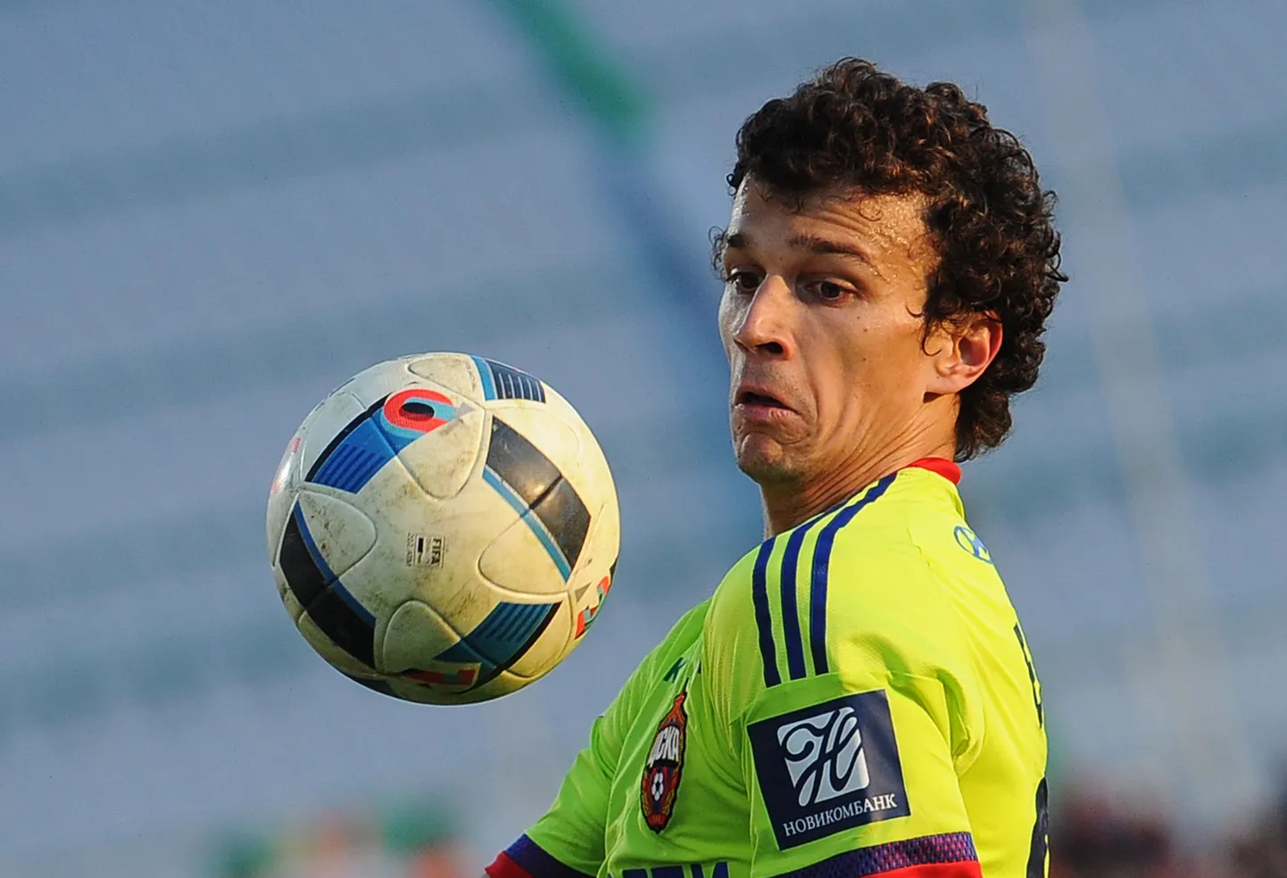 Roman Eremenko ei tohi praegu jalgpalli mängida, kuid põhjust ei tea keegi.