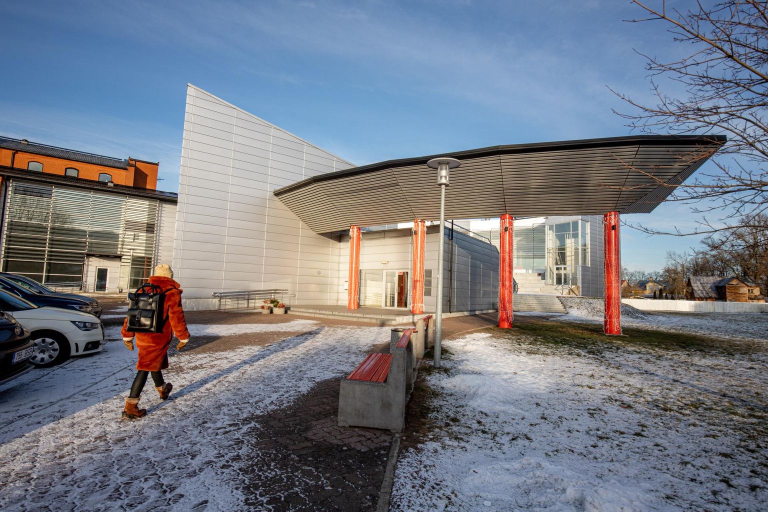 Tartu ülikooli Pärnu kolledž avas koostöös Pärnu kutsehariduskeskusega hübriidõppe, mis on kokku pandud kahest erialast.