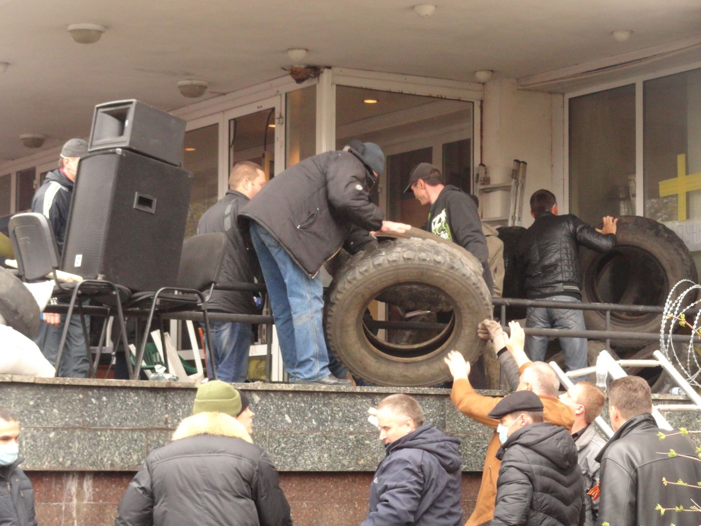 Eile möllasid föderaliseerimise poolehoidjad Mariupoli linnavalitsuses.