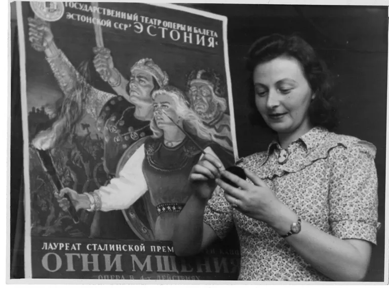 Siima Škop plakatiga ooperile «Tasuleegid», EKM j 55289 FK 579, Eesti Kunstimuuseum SA,