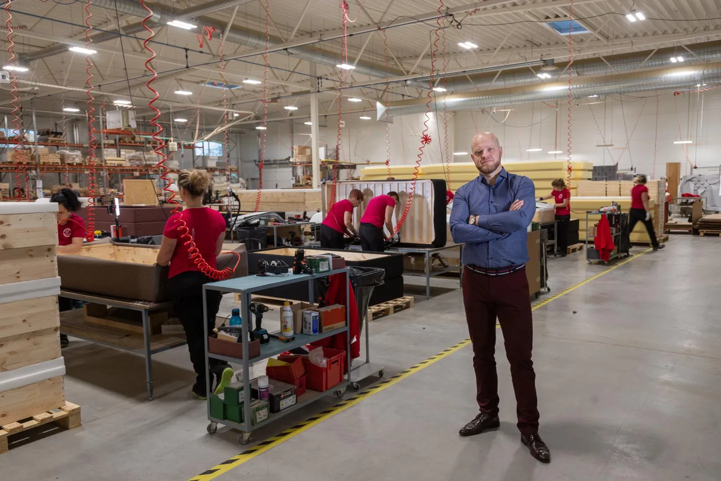 Osaühingu Bed Factory Sweden tegevjuht Indrek Aasna ütles, et tootmist häirivad porolooni saadavuse tõrked.