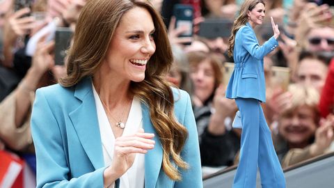 Velsas princese Itālijā apbur elegantā zilā bikškostīmā