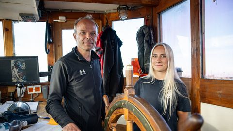 GALERII ⟩ Ajaloolised purjekad ja väikesed paadid vallutasid Tallinna lahe mereparaadil