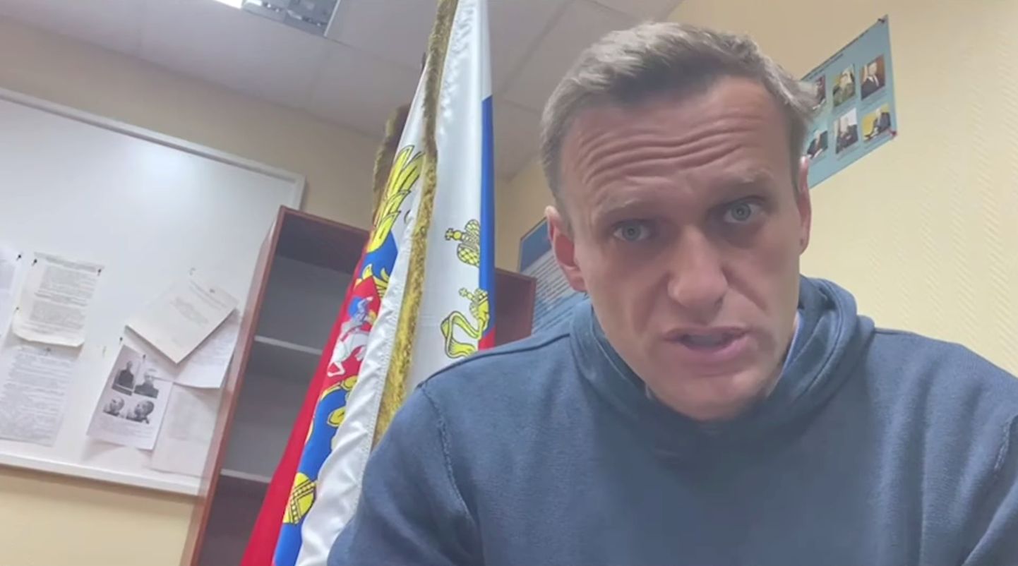 Навальный на суде, который прошел прямо в московском отделении полиции. 18 января 2021 года.
