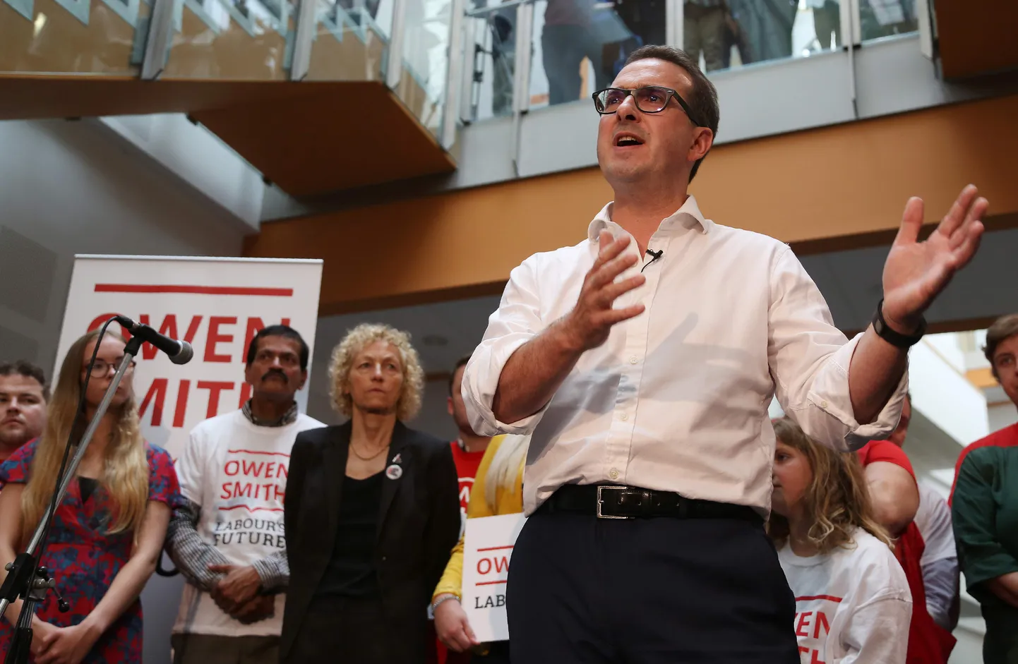 Leiboristide juhiks pürgiv Owen Smith.