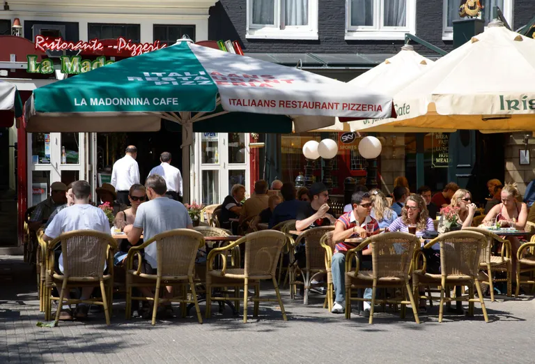 Tänavakohvik Amsterdamis