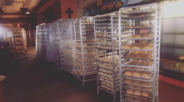 Houstoni El Bolillo Bakery
