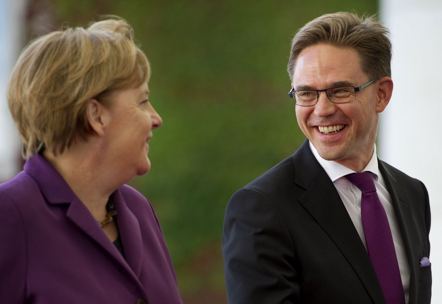 Koonderakonna liider, Soome peaminister Jyrki Katainen eile Berliinis Saksa kantsler Angela Merkeliga.