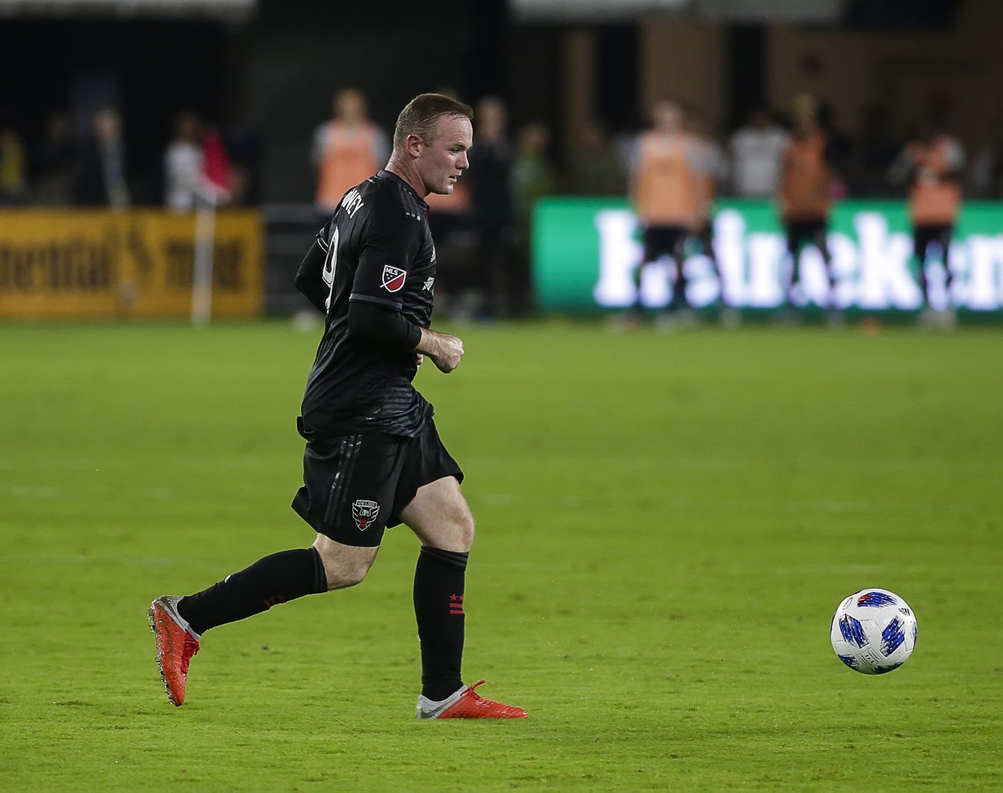 August 12, 2018: D.C. United Forward/Midfielder #9 Wayne Rooney dribbles the ball during an MLS soccer match between the D.C. United and the Orlando City SC at Audi Field in Washington DC. Justin Cooper/(Photo by Justin Cooper/CSM/Sipa USA)
