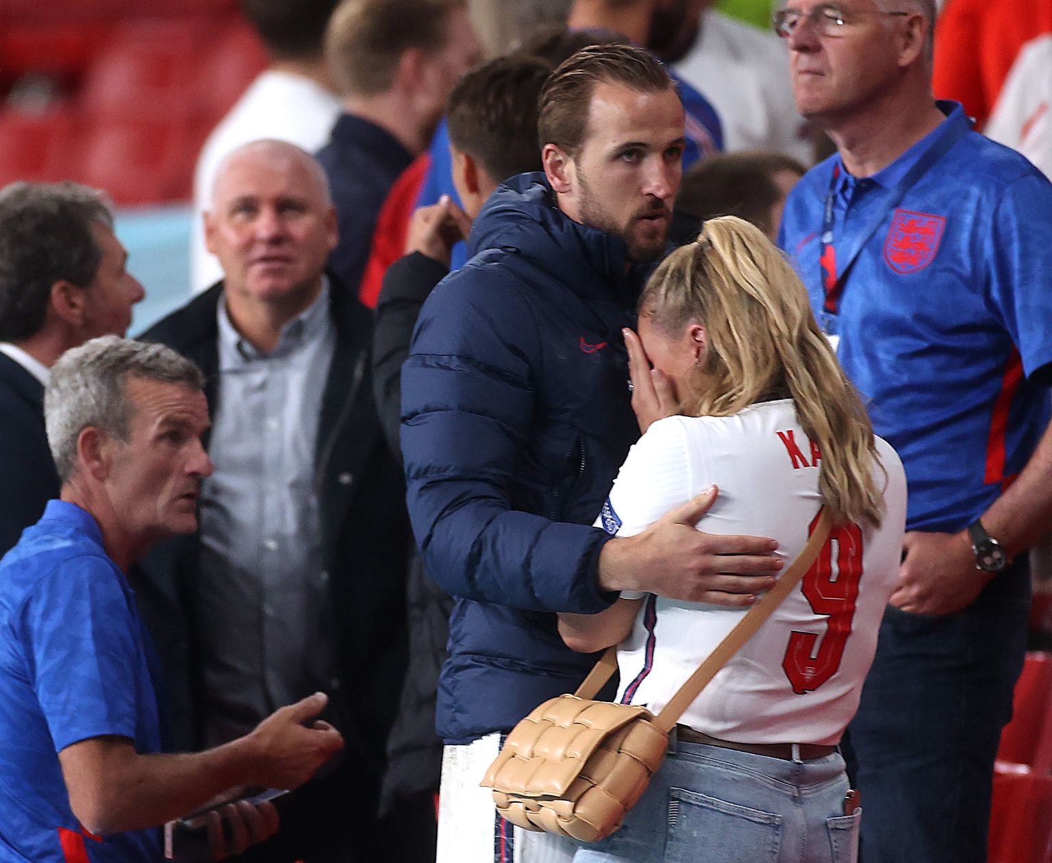 Harry Kane ja ta naine Katie Kane pärast Inglismaa kaotust EMi finaalis Itaaliale 2:3