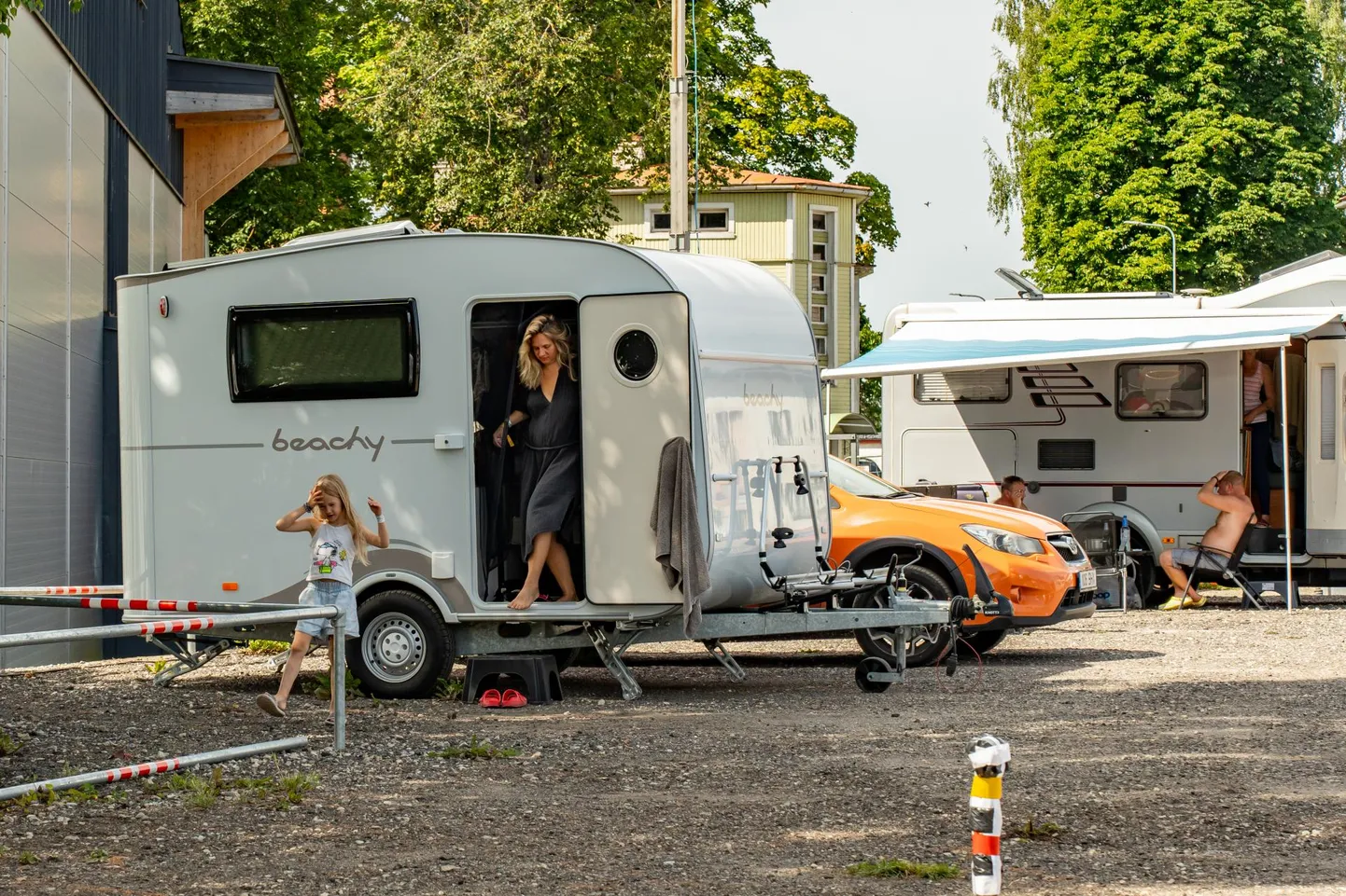 Möödunud aastal pakuti Viljandi pärimusmuusika festivalil ühe ööbimisvõimalusena eraldi parklat matkaautodele. See osutus väga populaarseks ning avatakse tänavugi.