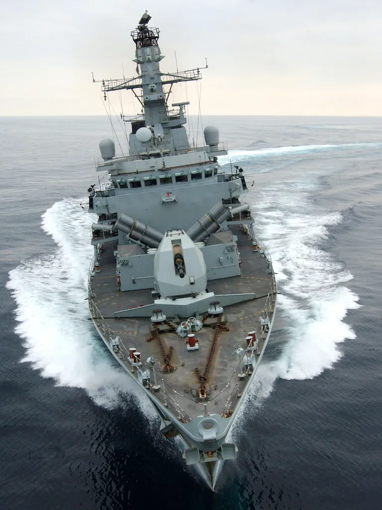 Briti kuningliku mereväe alus HMS Montrose.