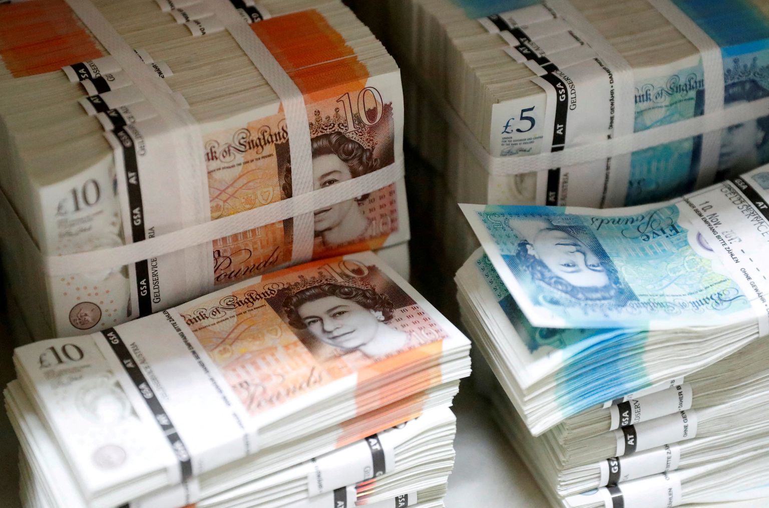 Inflatsioon ja intressitõus muudavad brittide elu kallimaks